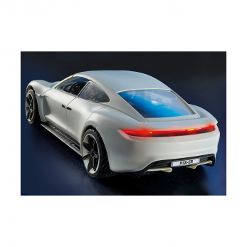 Рекс Дашер с Porsche Mission E